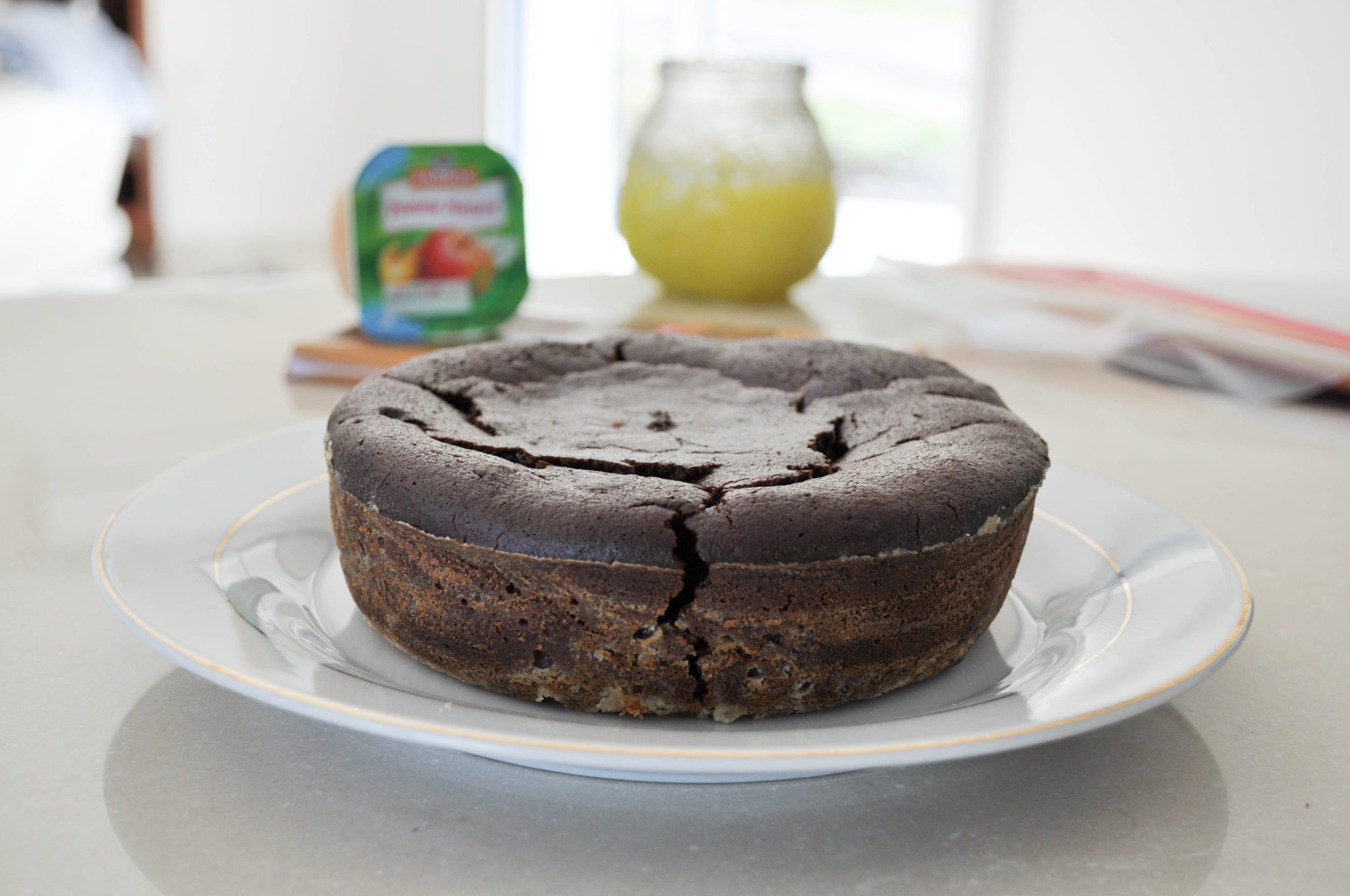 gateau-compote-pomme-chocolat