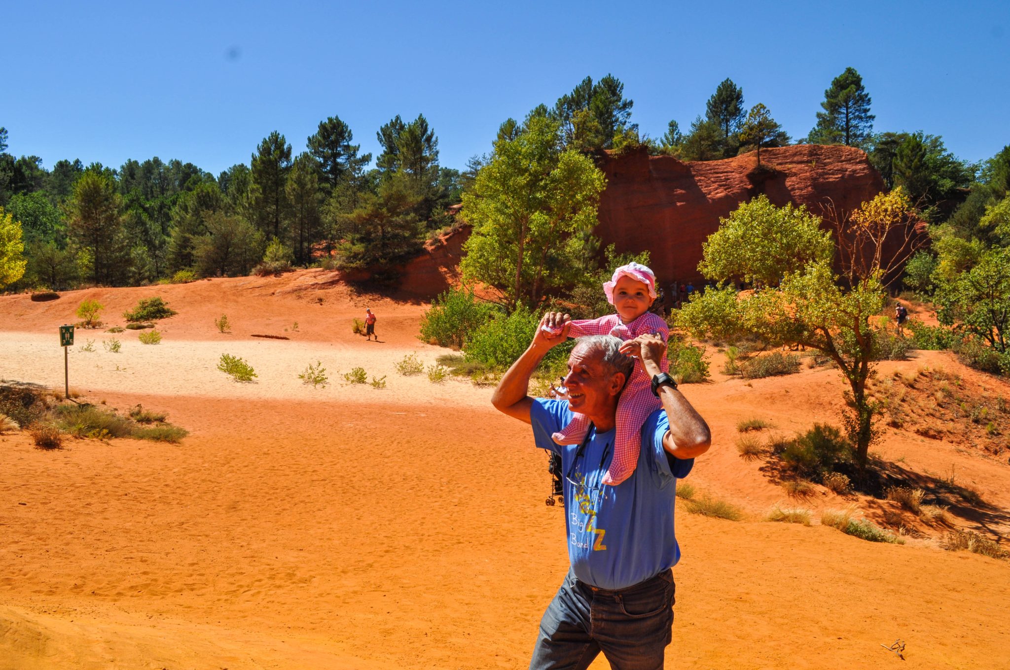 visiter-colorado-provencal-bebe